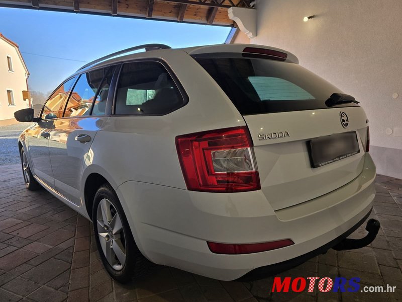 2015' Skoda Octavia Combi photo #4