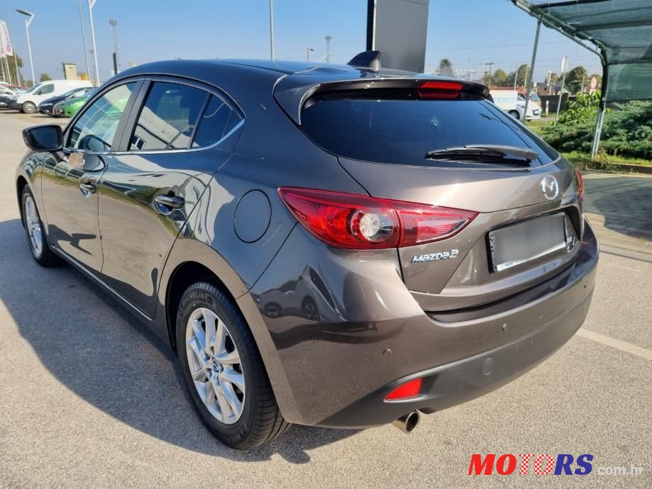 2015' Mazda 3 photo #5