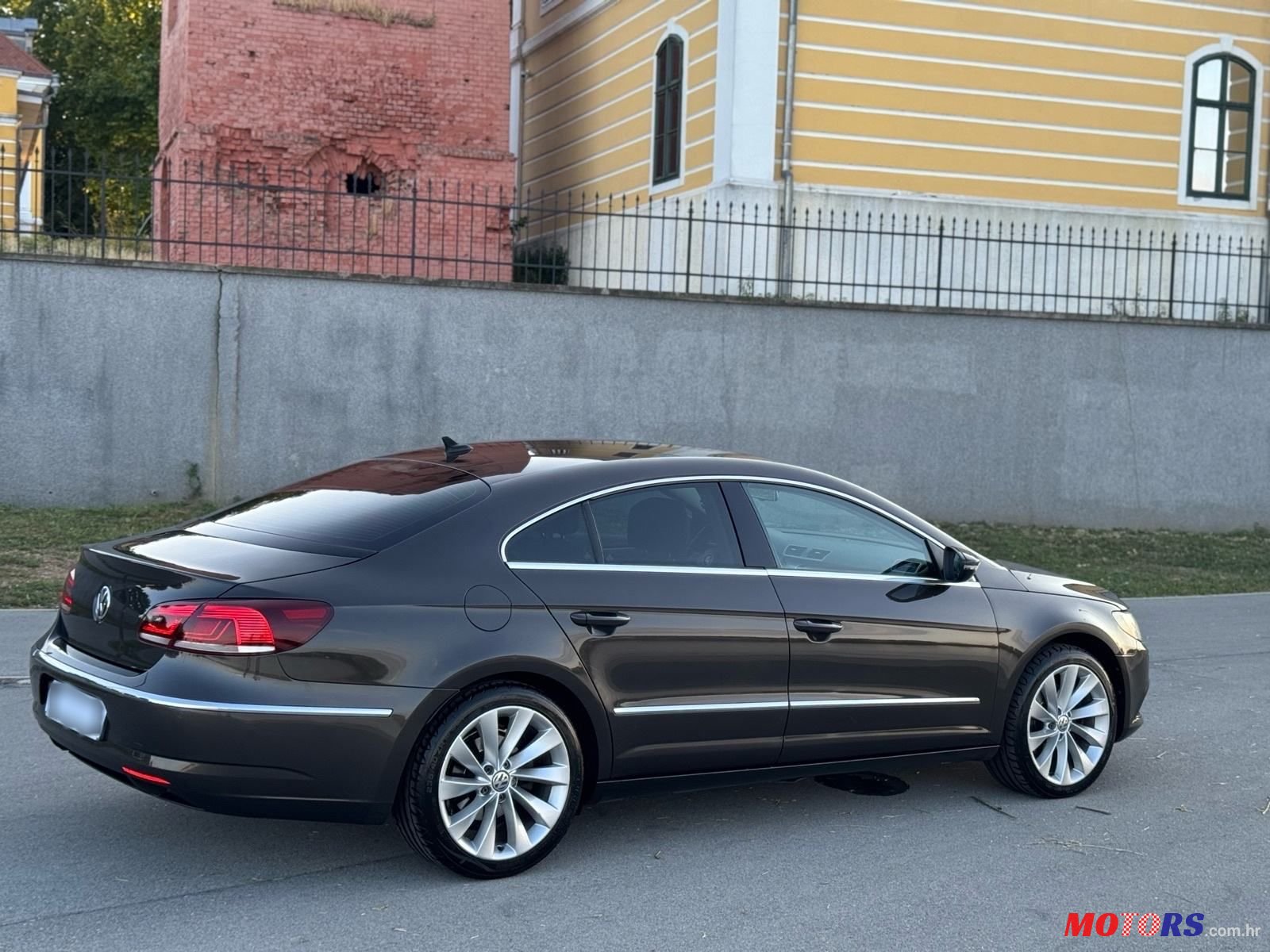 2013' Volkswagen Passat 2,0 Tdi Bmt photo #1