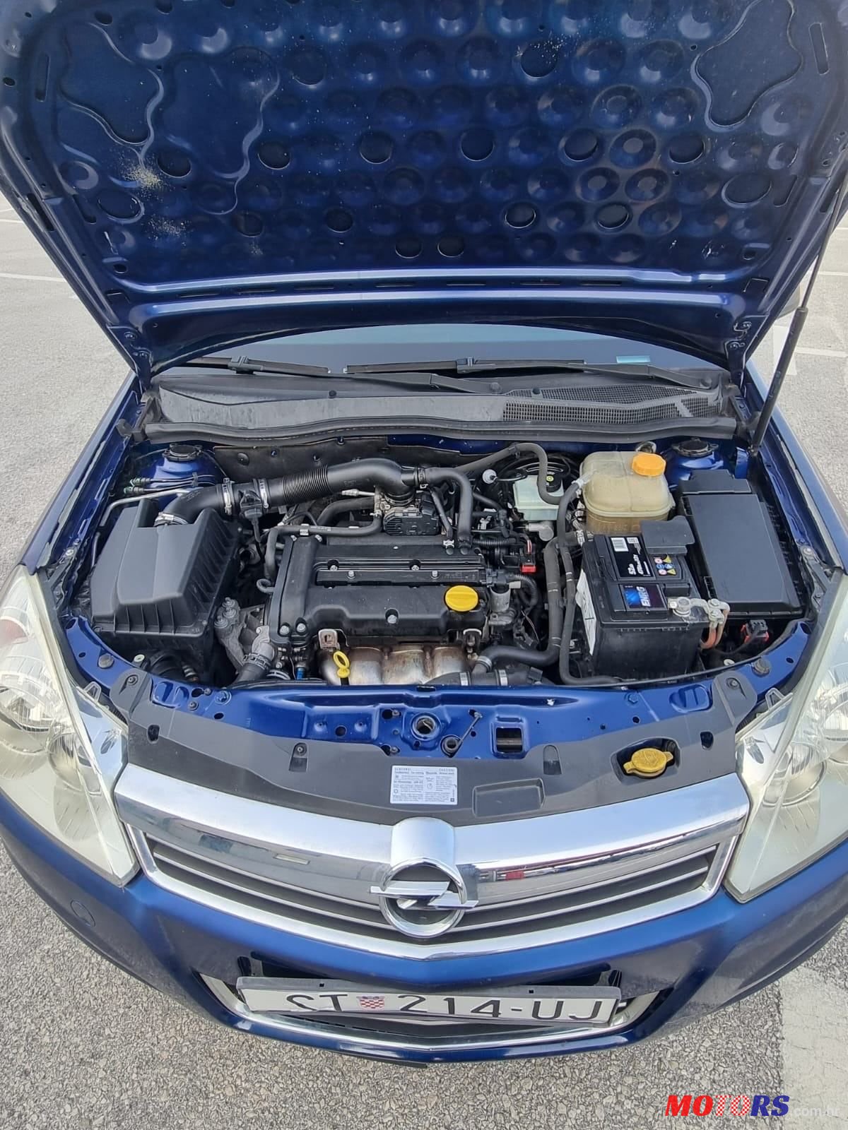 2008' Opel Astra 1,4 16V photo #4