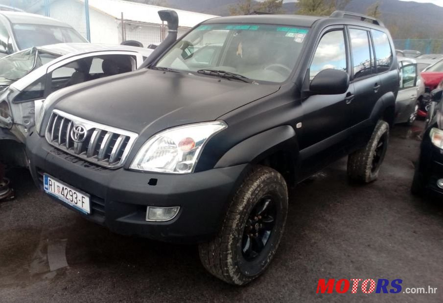 2006' Toyota Land Cruiser photo #1