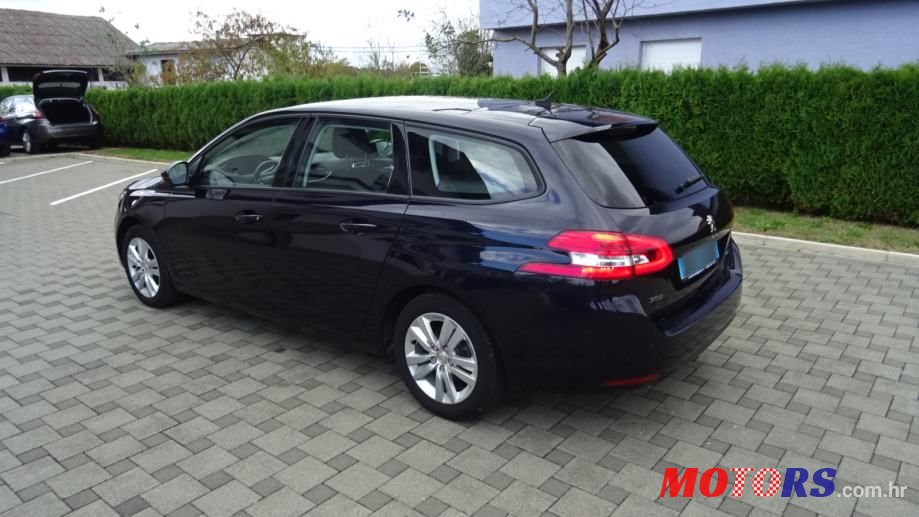 2016' Peugeot 308 Sw photo #5