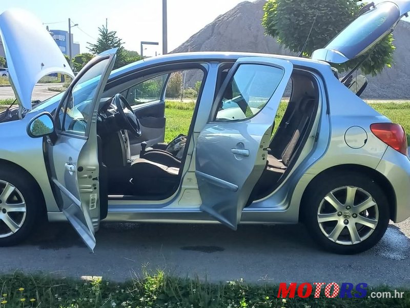 2007' Peugeot 207 Hdi  1,6 Sport photo #4