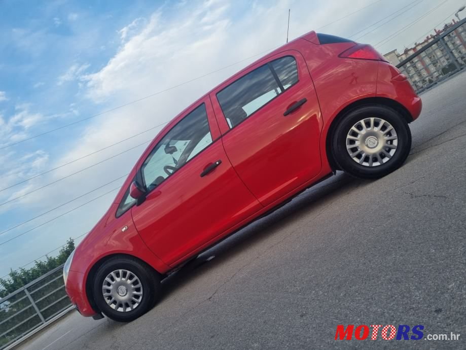 2008' Opel Corsa photo #4