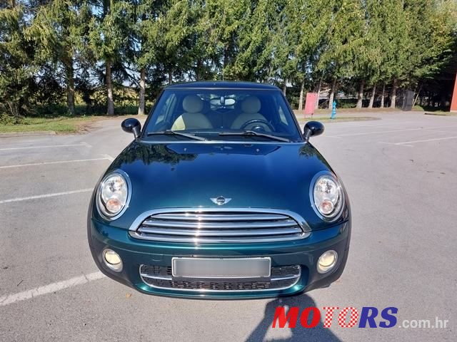 2009' MINI Cooper photo #3