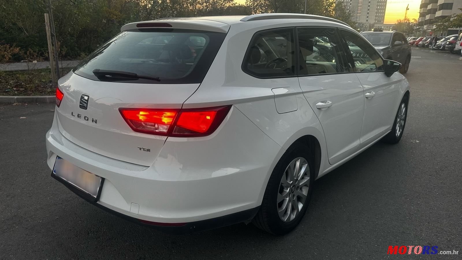 2015' SEAT Leon 1,6 Tdi photo #1