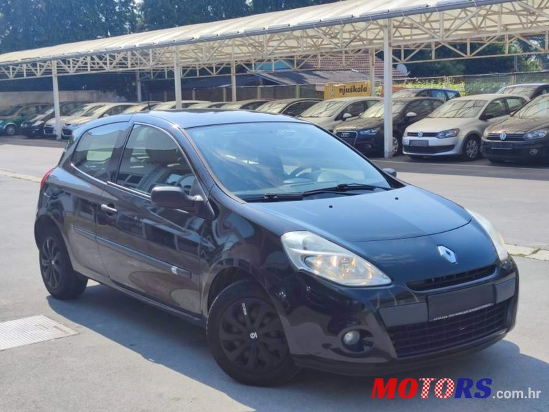 2009' Renault Clio 1,5 Dci photo #2