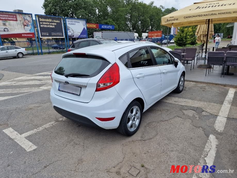 2010' Ford Fiesta 1,4 photo #3