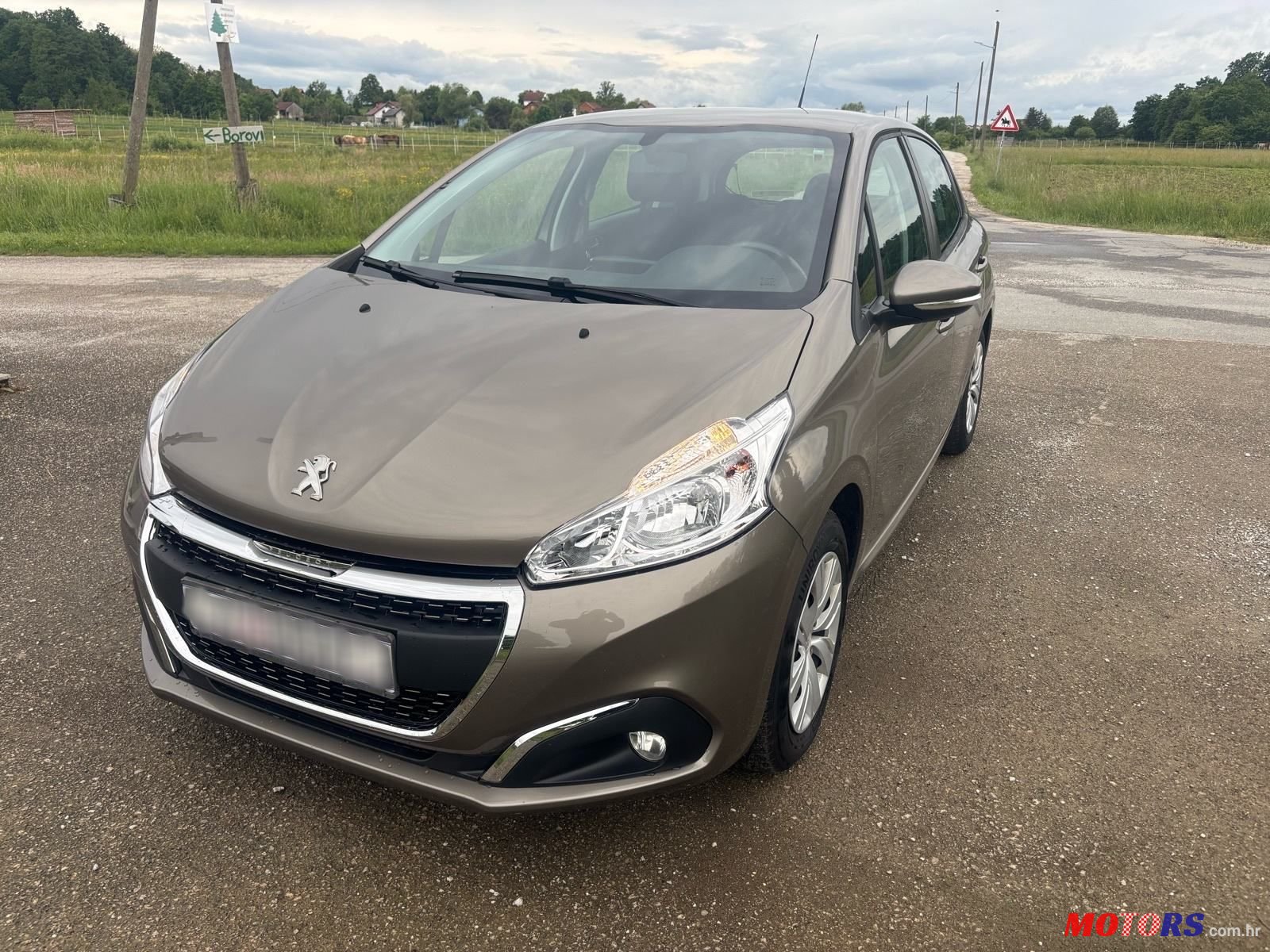 2015' Peugeot 208 1,4 Hdi photo #1