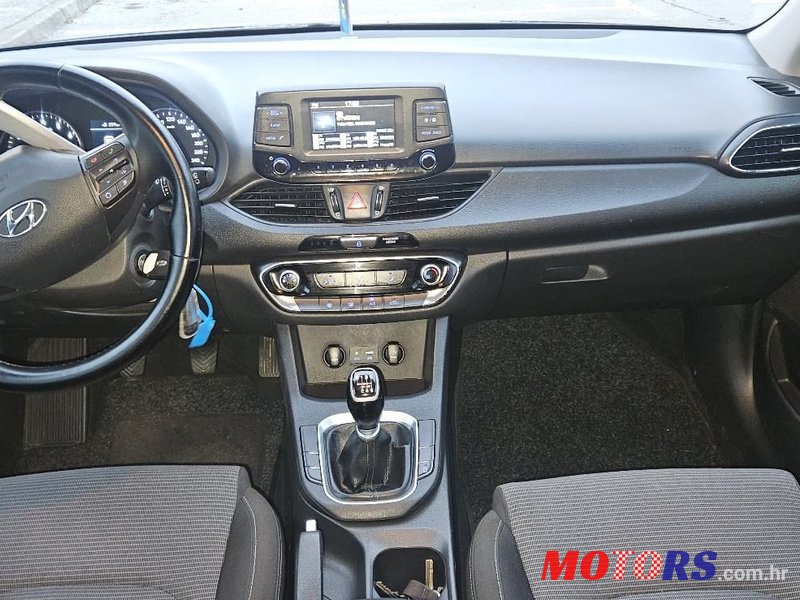 2018' Hyundai i30 1,4 Mpi photo #3