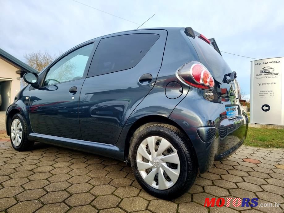 2014' Toyota Aygo 1,0 Vvt-I photo #6