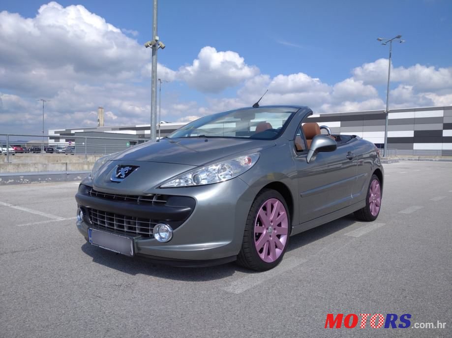 2008' Peugeot 207 photo #2