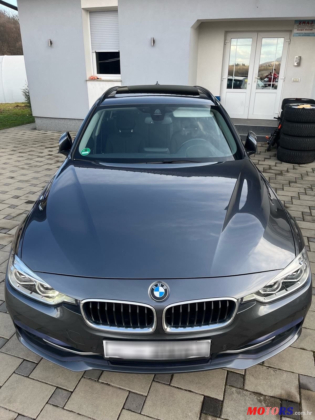2017' BMW Serija 3 318D photo #3
