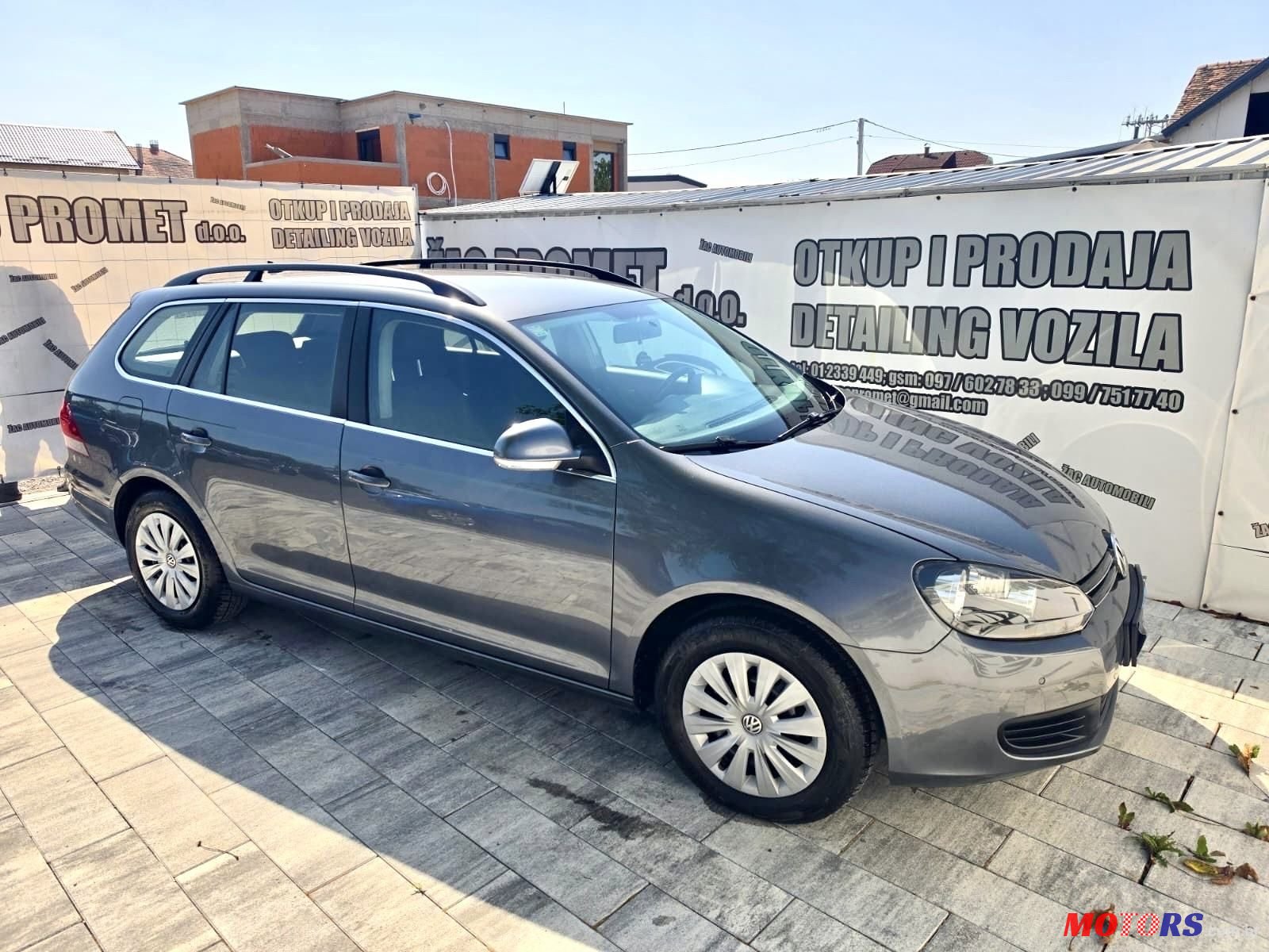 2010' Volkswagen Golf VI Variant photo #1