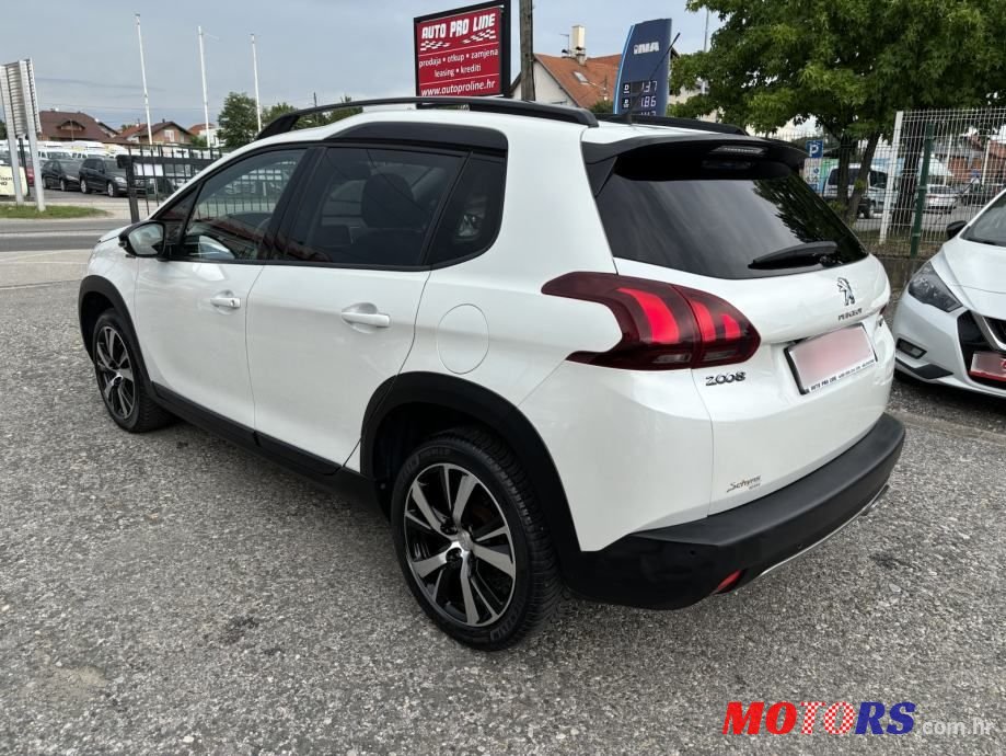 2016' Peugeot 2008 1,2 photo #6