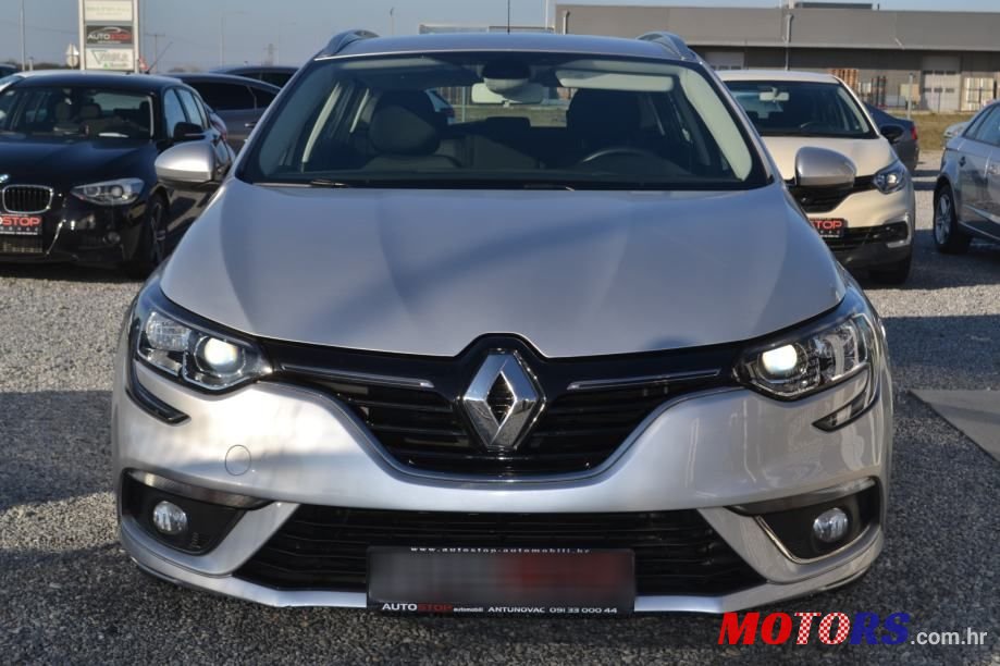 2019' Renault Megane Grandtour Blue Dci 95 photo #2