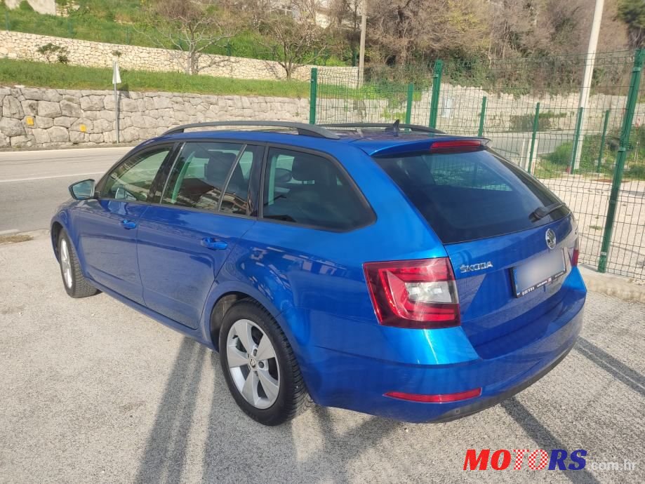2018' Skoda Octavia Combi photo #3