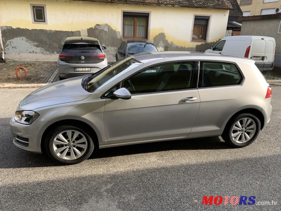 2013' Volkswagen Golf 7 photo #2