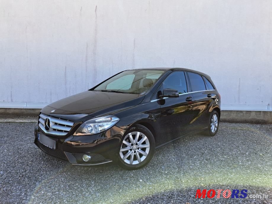 2013' Mercedes-Benz B-Klasa 180 Cdi photo #1