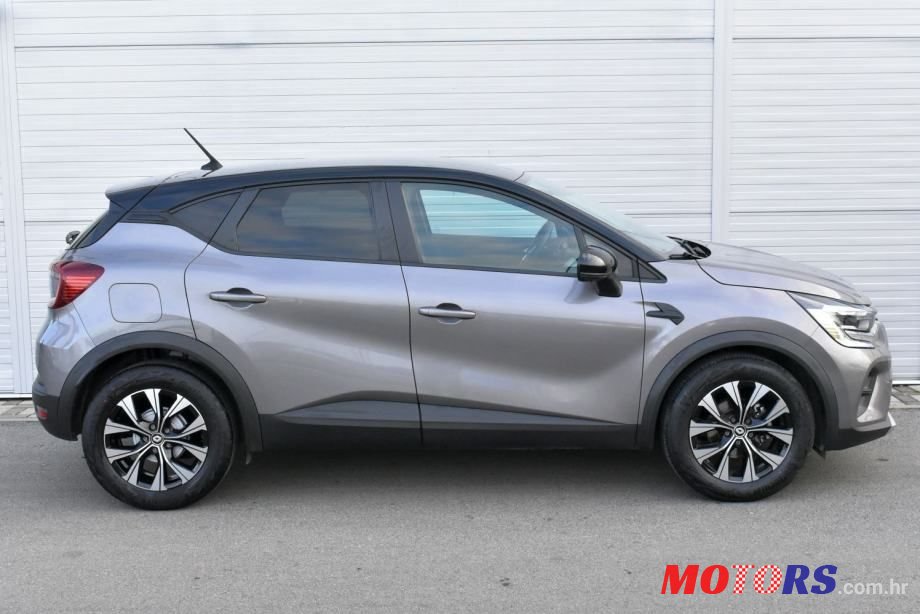 2022' Renault Captur 1.0 Tce Limited photo #2