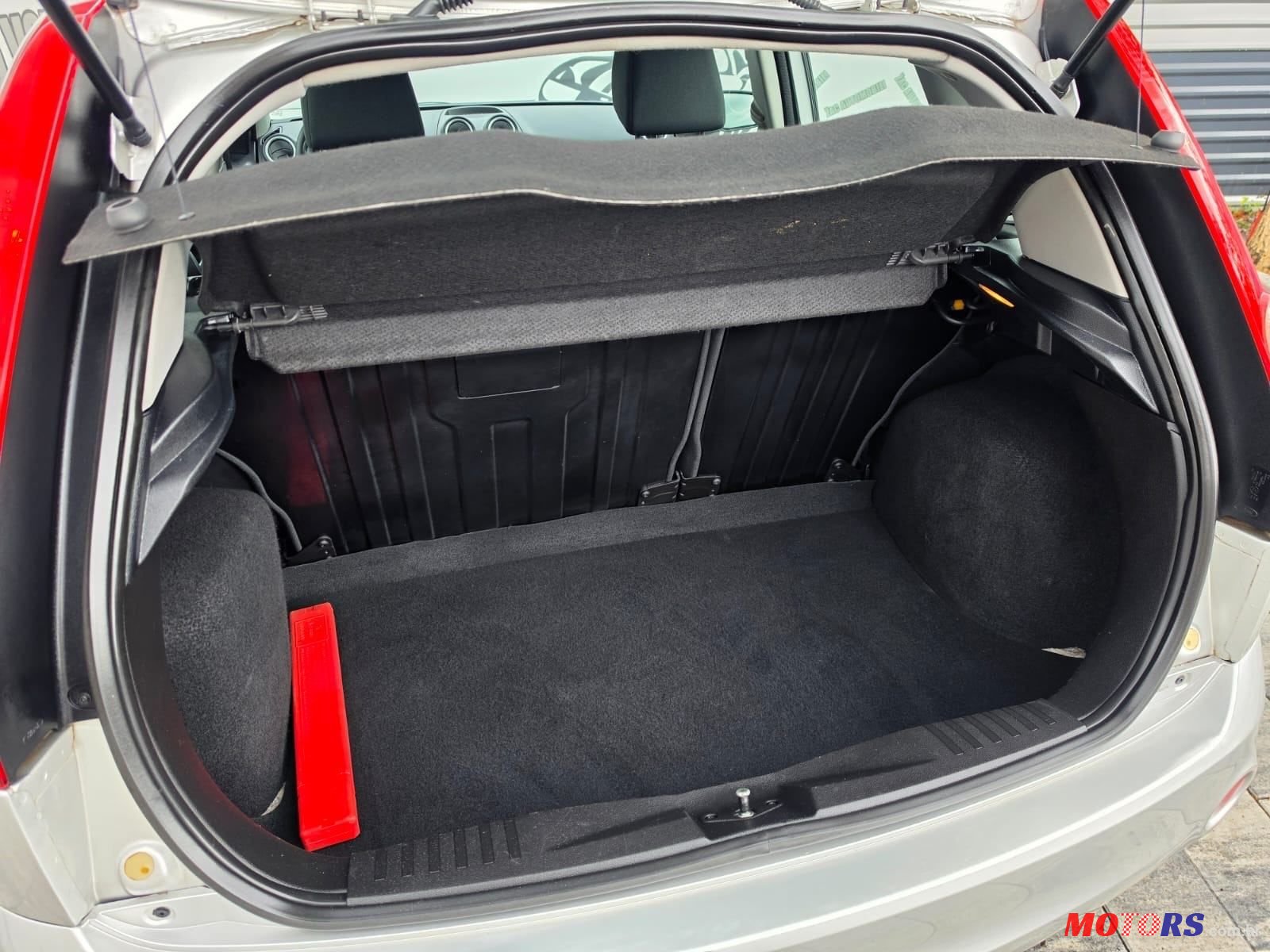 2008' Ford Fiesta 1,4 photo #4