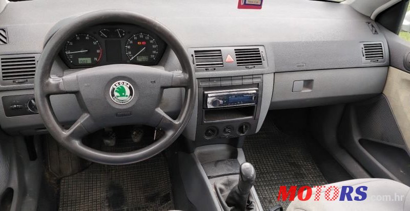 2001' Skoda Fabia 1,4 photo #6