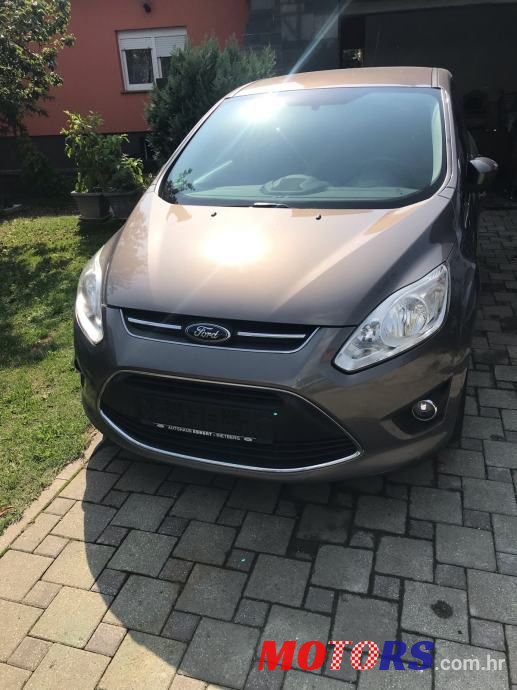 2012' Ford C-MAX Titanium photo #1