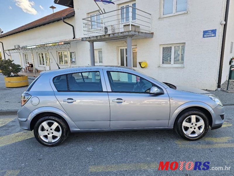 2009' Opel Astra 1,4 photo #3