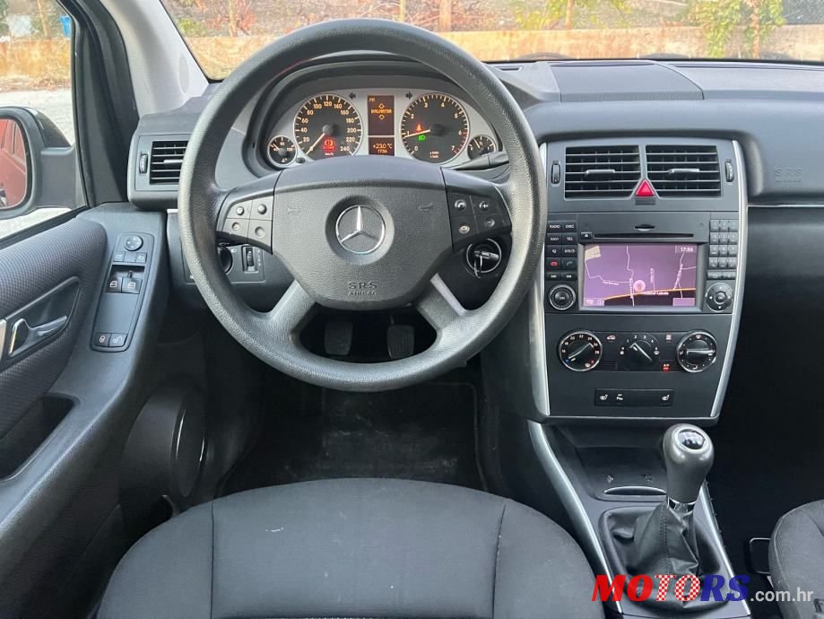 2009' Mercedes-Benz B-Klasa 150 Benzin photo #5