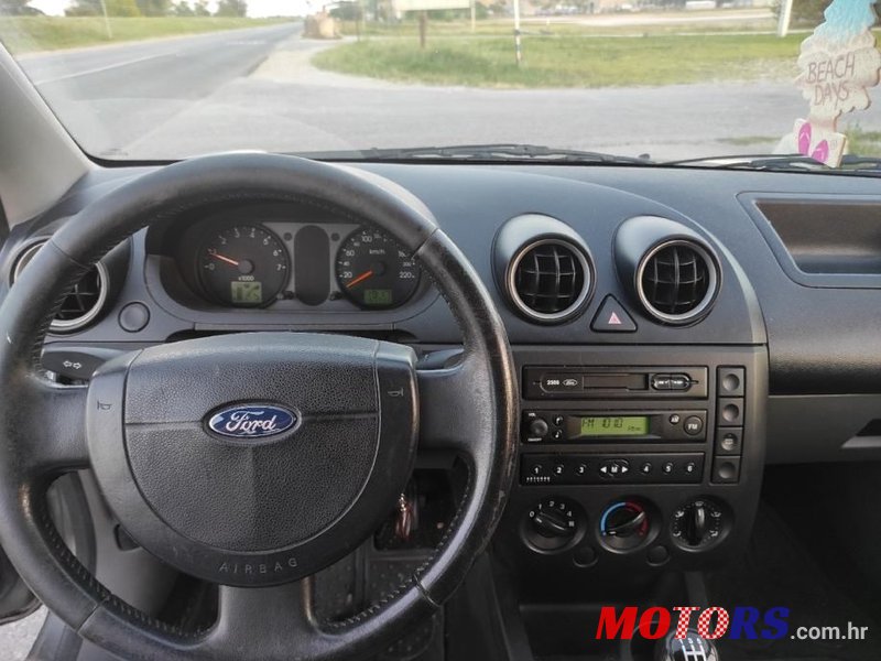 2002' Ford Fiesta 1,3 I 8V photo #6