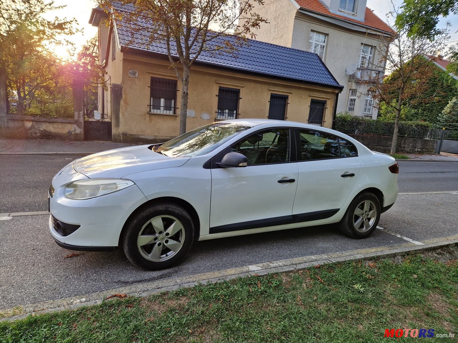 2011' Renault Fluence 1,5 Dci photo #6