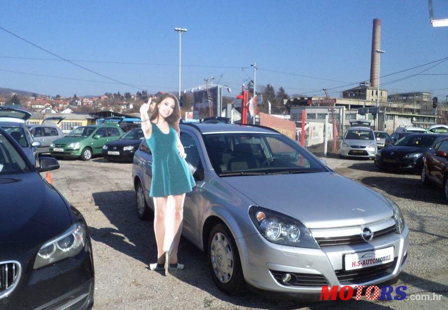 2004' Opel Astra Karavan Caravan 1,7 Cdti photo #1