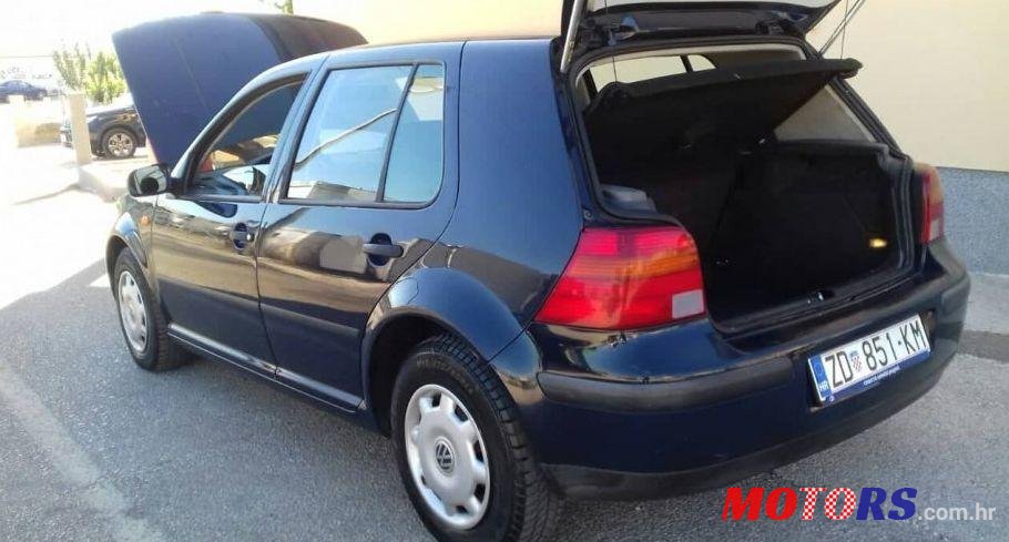 1998' Volkswagen Golf IV 1,9 Sdi photo #1