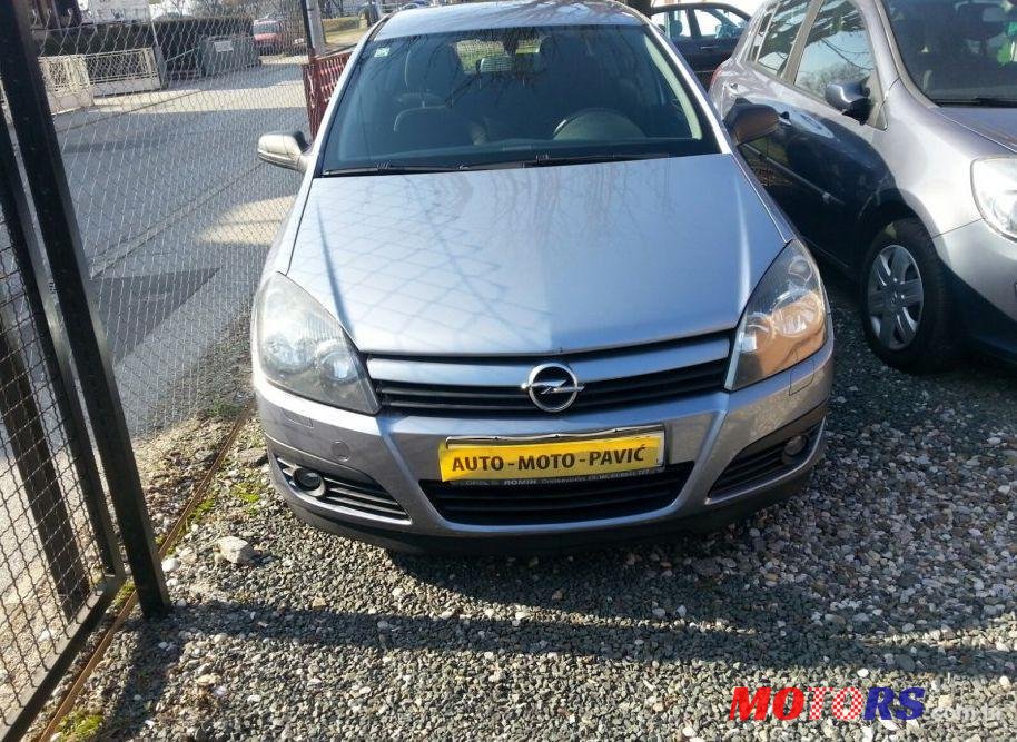 2004' Opel Astra 1,7 Cdti photo #2