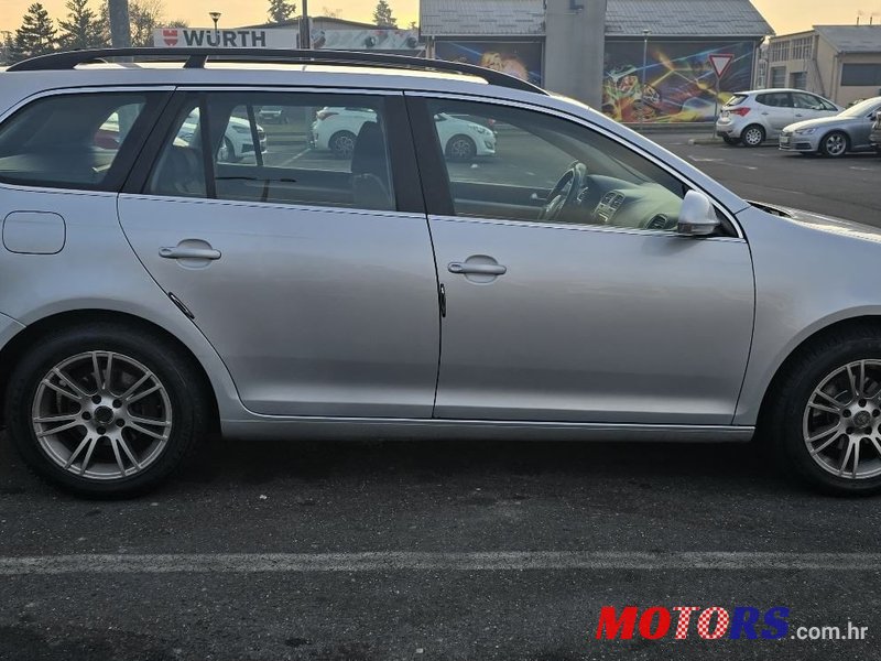 2012' Volkswagen Golf VI Variant photo #2
