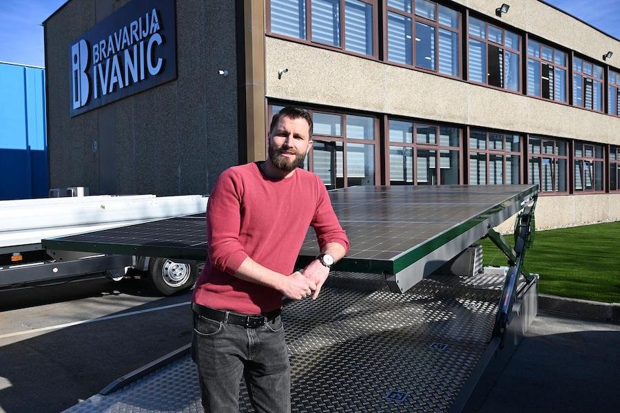 Hrvatska inovacija: Prvu svjetsku solarnu mobilnu punionicu EV vozila traže iz Norveške, Švicarske, Italije, Grčke...