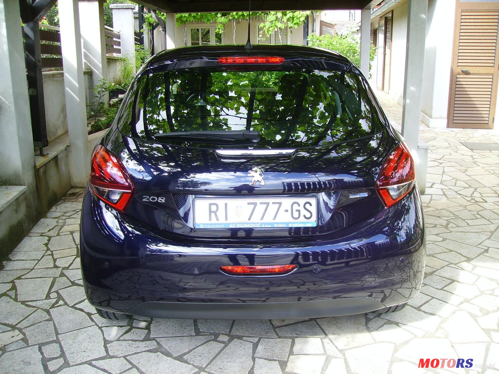2015' Peugeot 208 1.6 Blue HDI photo #4