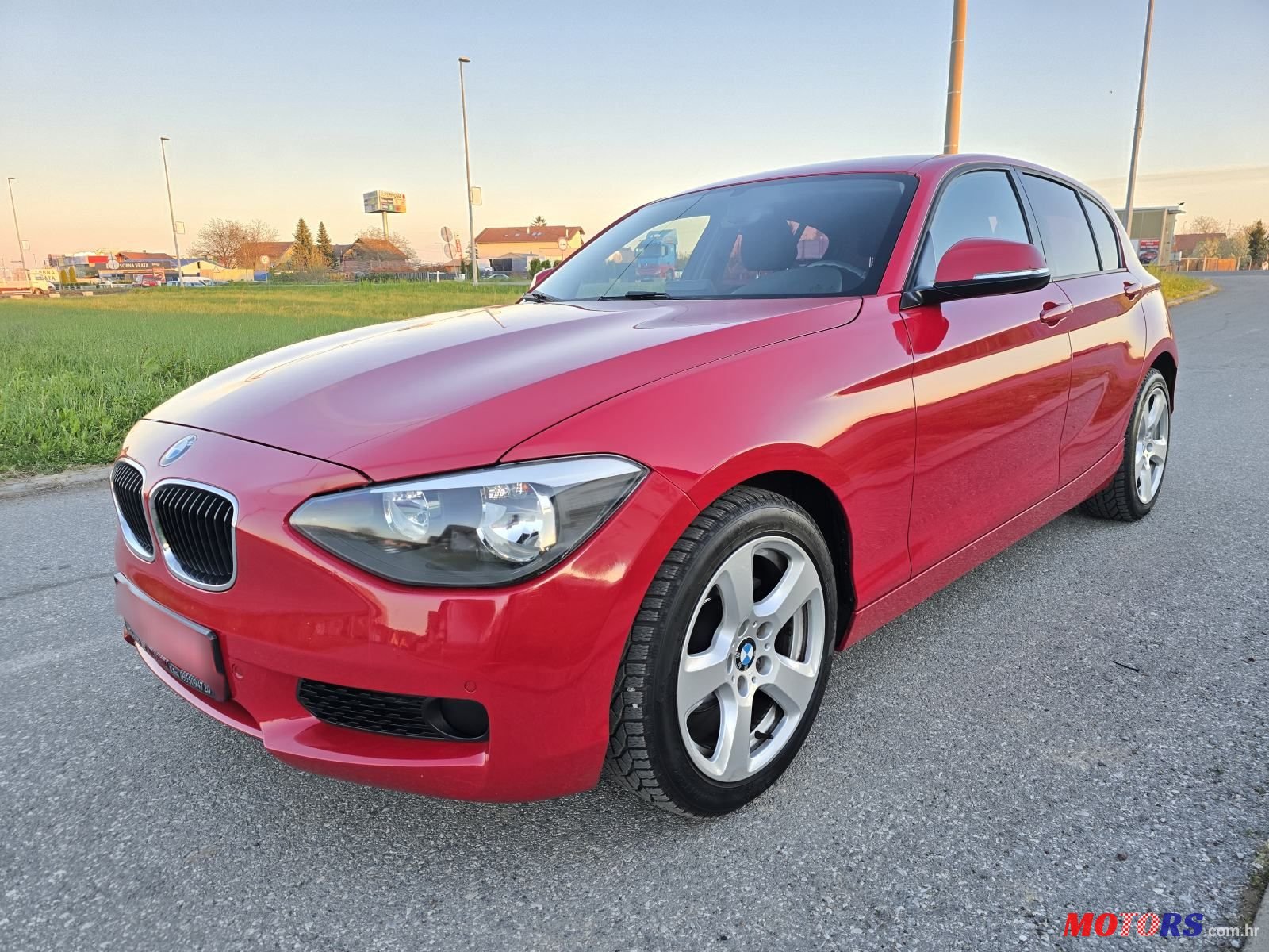 2013' BMW Serija 1 116D photo #2
