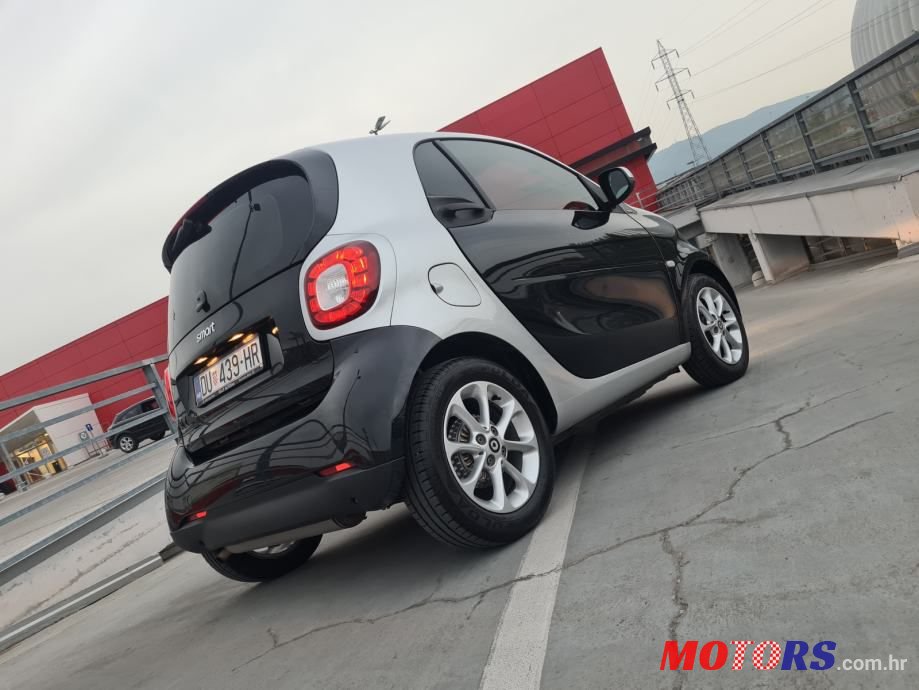 2016' Smart Fortwo photo #6