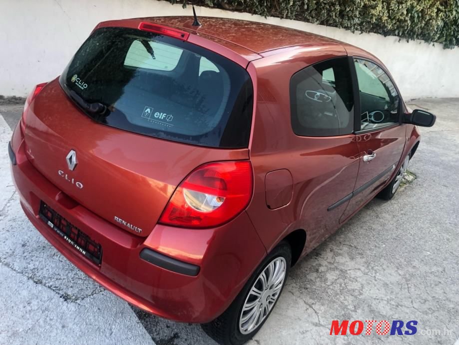 2006' Renault Clio 1,6 16V photo #4