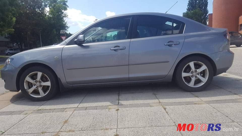 2005' Mazda 3 photo #1