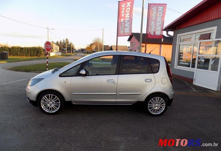 2008' Mitsubishi Colt 1,3 photo #1