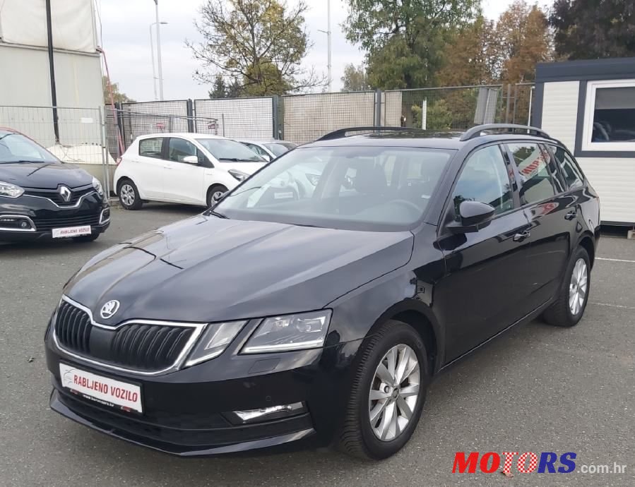 2018' Skoda Octavia Combi photo #1