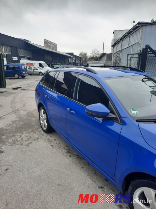 2019' Skoda Octavia Combi photo #6