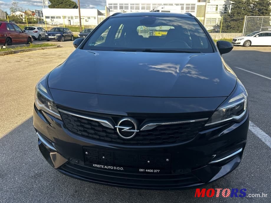 2020' Opel Astra Karavan photo #3