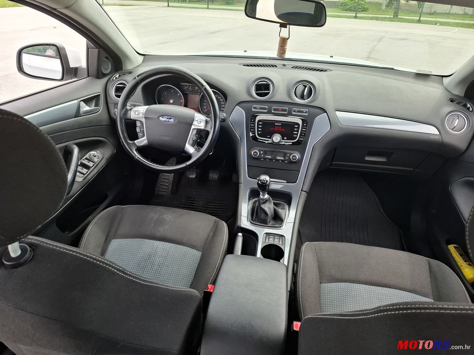 2011' Ford Mondeo 2,0 photo #3