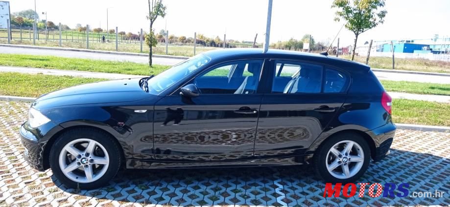 2009' BMW Serija 1 118D photo #5