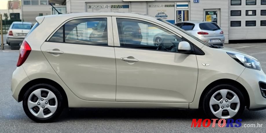 2011' Kia Picanto 1,0 Ex photo #6