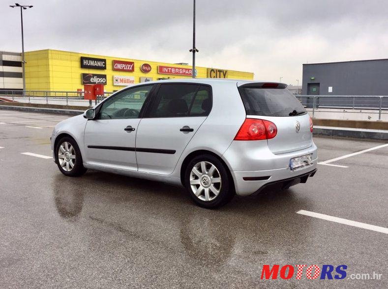 2004' Volkswagen Golf V 1,9 Tdi photo #1