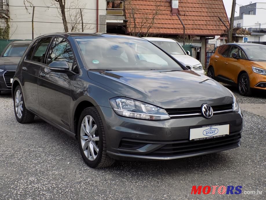 2018' Volkswagen Golf 7 1,0 Tsi photo #1